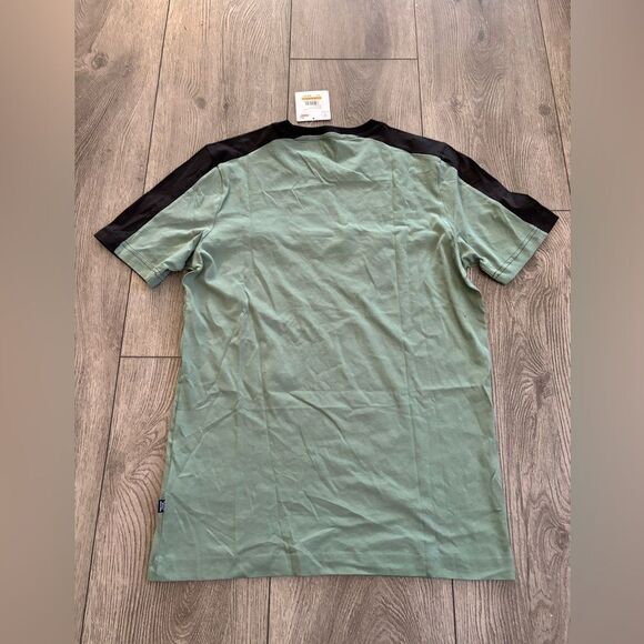 Puma mens  graphic t shirt - Picture 3 of 3